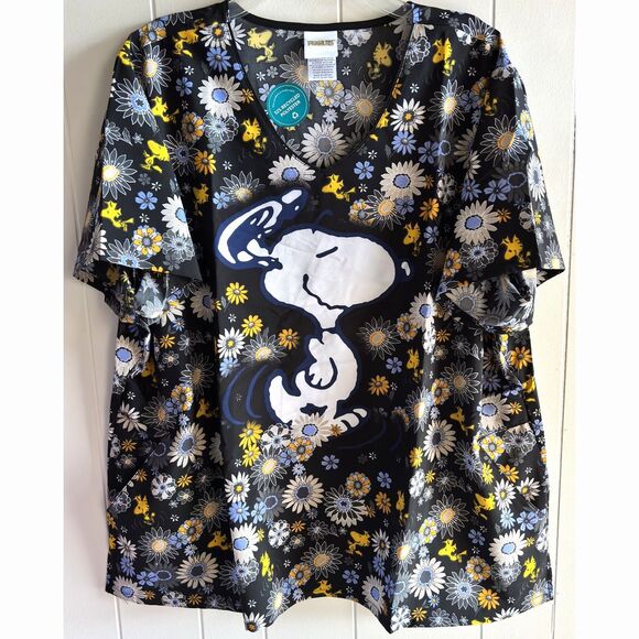 Peanuts SNOOPY & WOODSTOCK Blk Floral Plus Size 3XL Nurse Medical Scrub Top - Picture 1 of 8